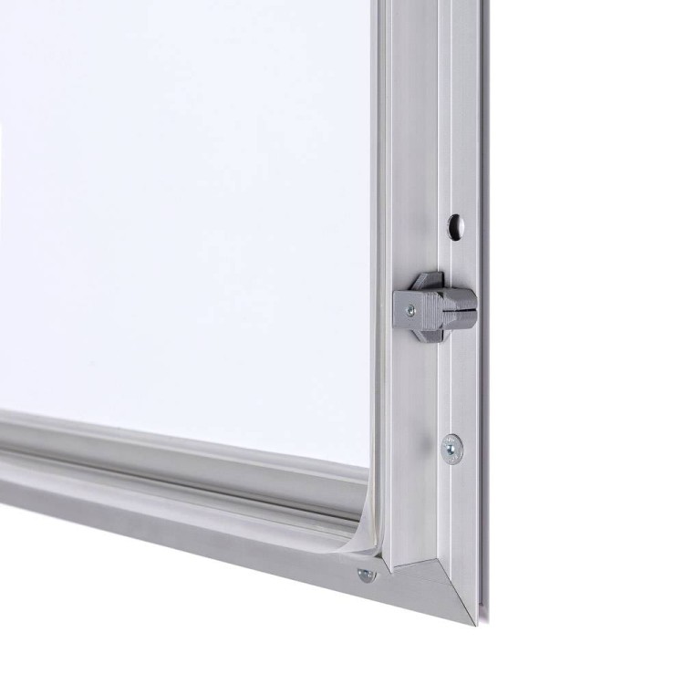 Gablota magnetyczna SLM 8xA4 z certyfikatem 87x60 cm trudnopalności B1 zamykana na kluczyk do użytku zewnętrznego gablota zewnętrzna gablota ogłoszeniowa gablota informacyjna tablica ogłoszeń tablica informacyjna ogniotrwała srebrny