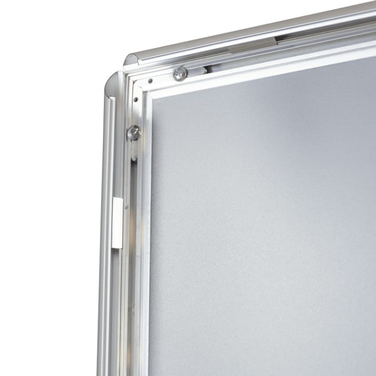 Ramka plakatowa OWZ B2 (70 x 50 cm) aluminiowa srebrna z prostym narożnikiem rama ramka plakatowa OWZ ścienna na plakat na zdjęcia profil 25 mm