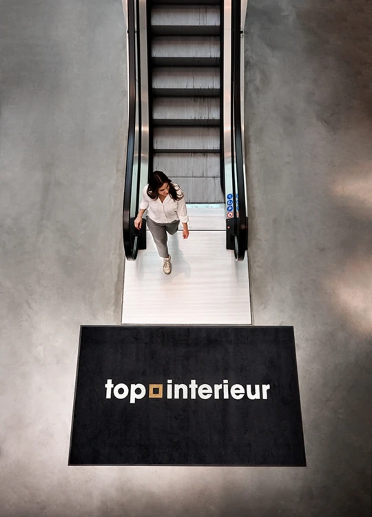 Mata podłogowa Interior Guard Brush - dywanik wycieraczka wykładzina z logo do zastosowań wewnętrznych