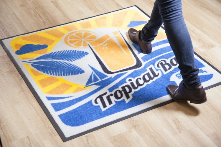 Mata podłogowa Interior Guard Brush - dywanik wycieraczka wykładzina z logo do zastosowań wewnętrznych