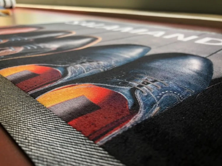 Mata podłogowa Promo Star - promocyjny dywanik wykładzina z logo do zastosowań wewnętrznych - szczegół