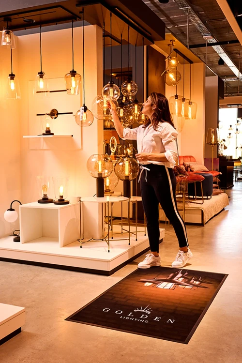 Mata podłogowa Promo Star - promocyjny dywanik wykładzina z logo do zastosowań wewnętrznych