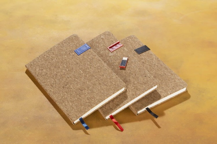 Notes MENTE z pamięcią USB 16GB, A5 czerwony