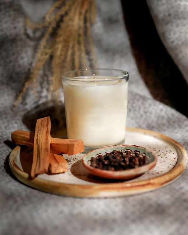 Świeca sojowa 170g - Lemongrass & Ginger - VERA YOUNG przezroczysty