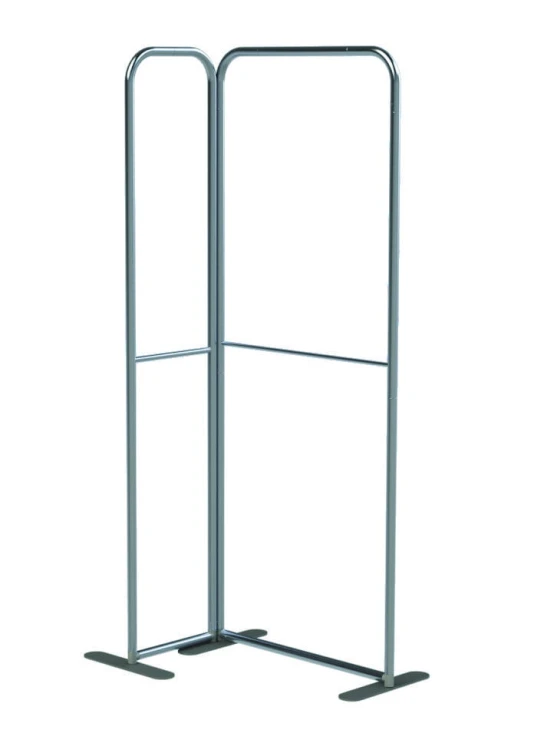 Połączenie modułów pod kątem 90 stopni, stoisko magneto