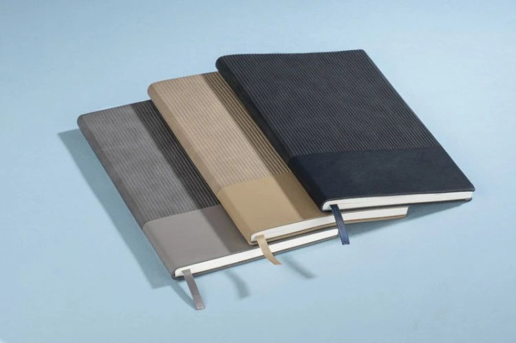 Notes FLAF A5 granatowy z logo