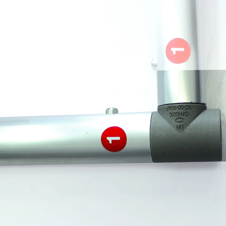 Łącznik - element stelaża