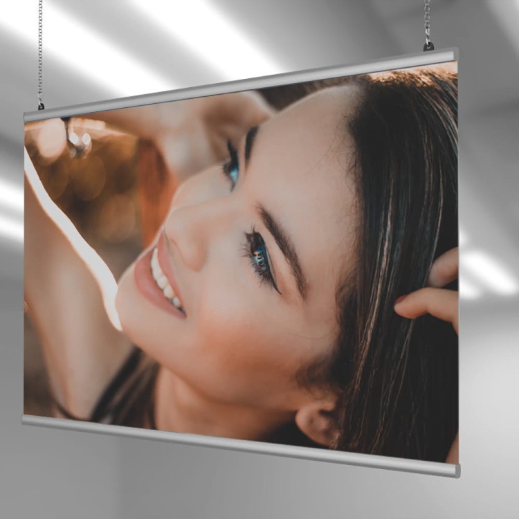 Plakat w listwach plakatowych Slim - Listwy plakatowe SLIM 200 cm - listwy na plakat listwy banerowe reklamowe Na Zacisk Express Clip