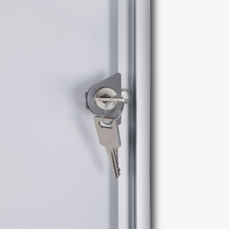 Gablota magnetyczna XS 3xA4 66x31 cm z certyfikatem trudnopalności B1 zamykana na kluczyk do użytku wewnętrznego gablota wewnętrzna gablota ogłoszeniowa gablota informacyjna tablica ogłoszeń tablica informacyjna ogniotrwała